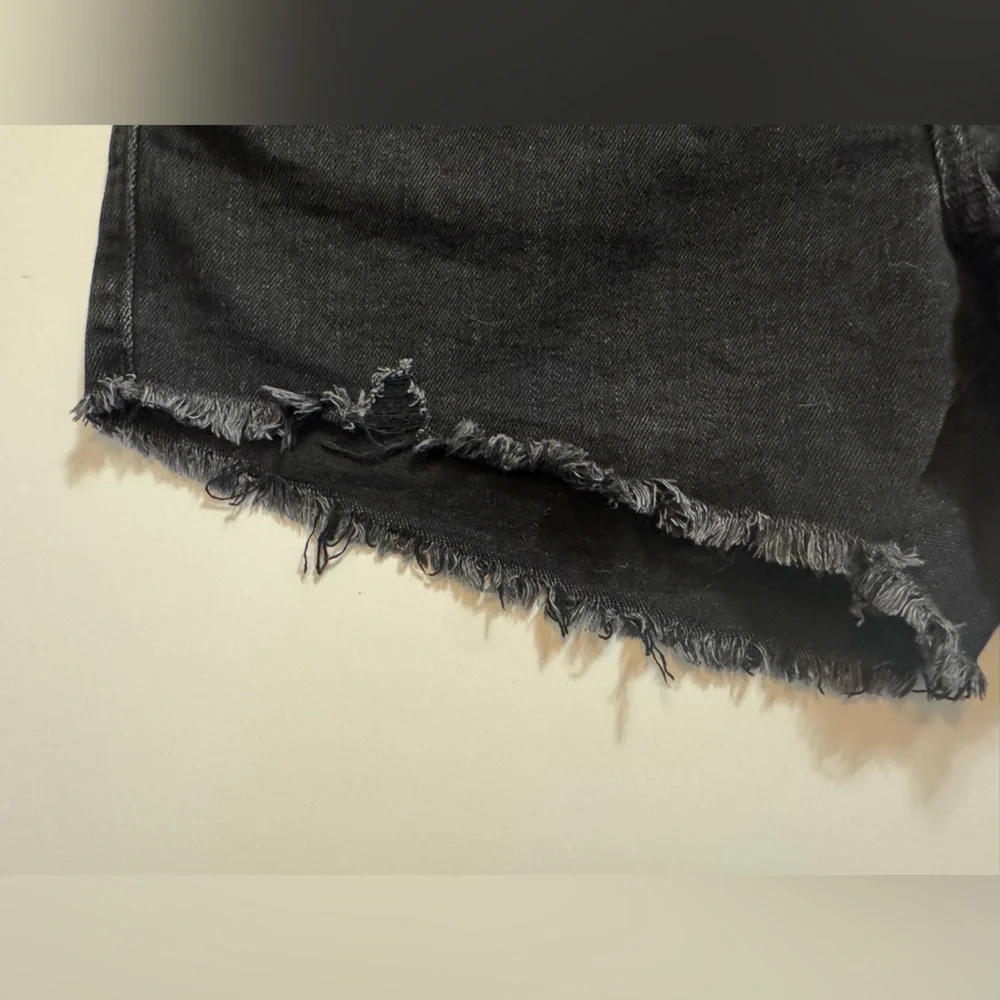 Aerie Daydream Denim Short - Picture 5 of 10